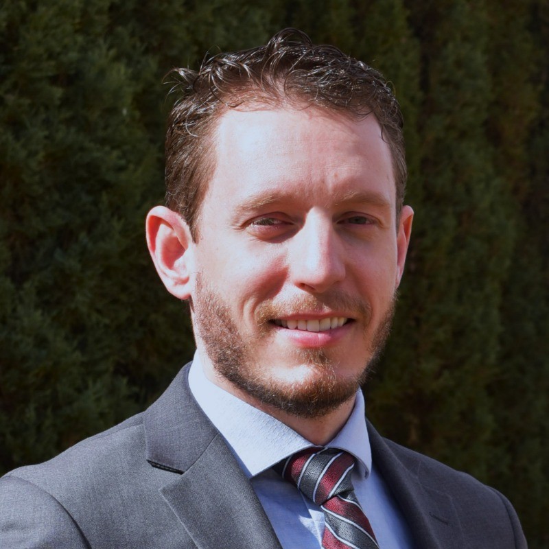 Phillip Rhodes headshot